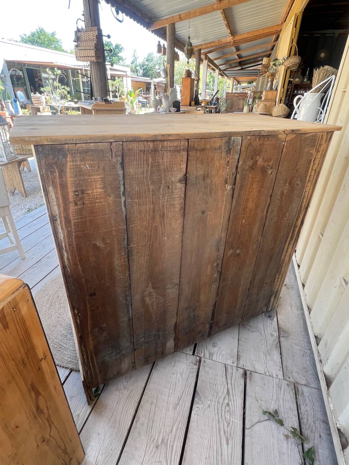 Parisian-style buffet