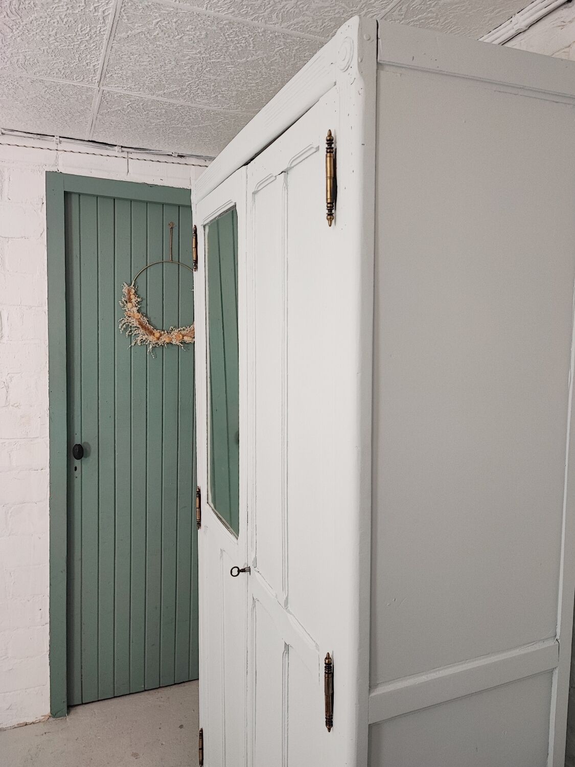 Parisian wardrobe with mirror