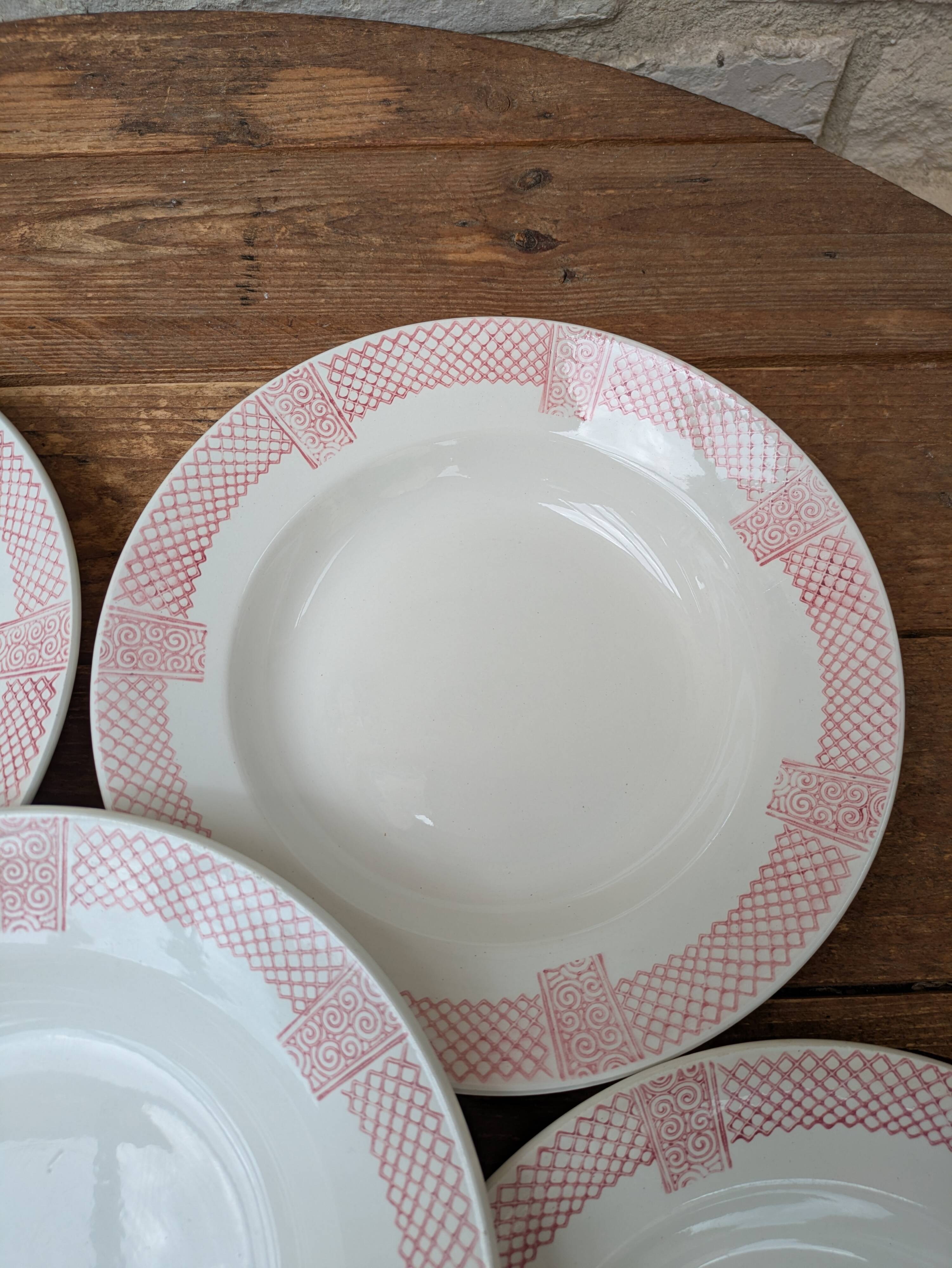 6 deep plates Longwy model Toulouse pink border ironstone