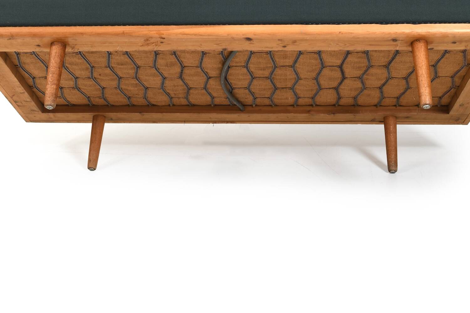 Early Daybed GE-258 by Hans Wegner 1950s / New Upholstery