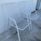 Lot de deux chaises en metal