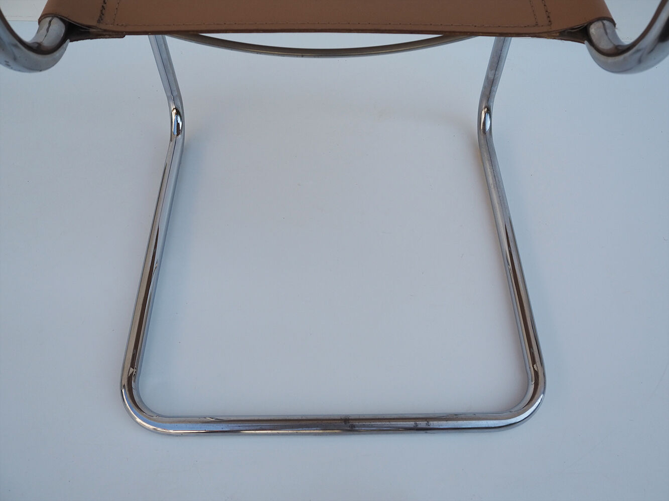 Vintage cantilever office chair, 70s