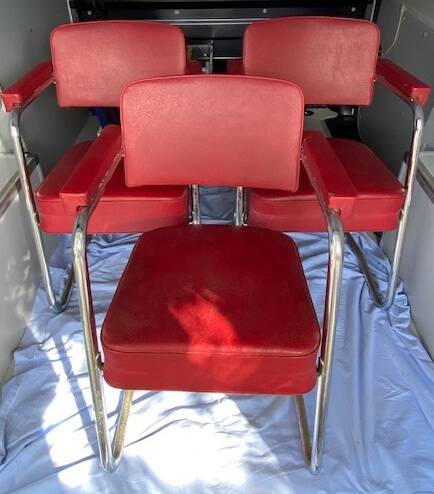 3 fauteuils de bureau