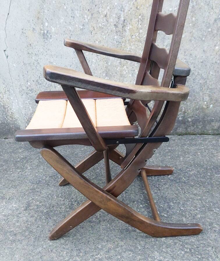 Pair of vintage TRICONFORT France deckchairs and relax chairs