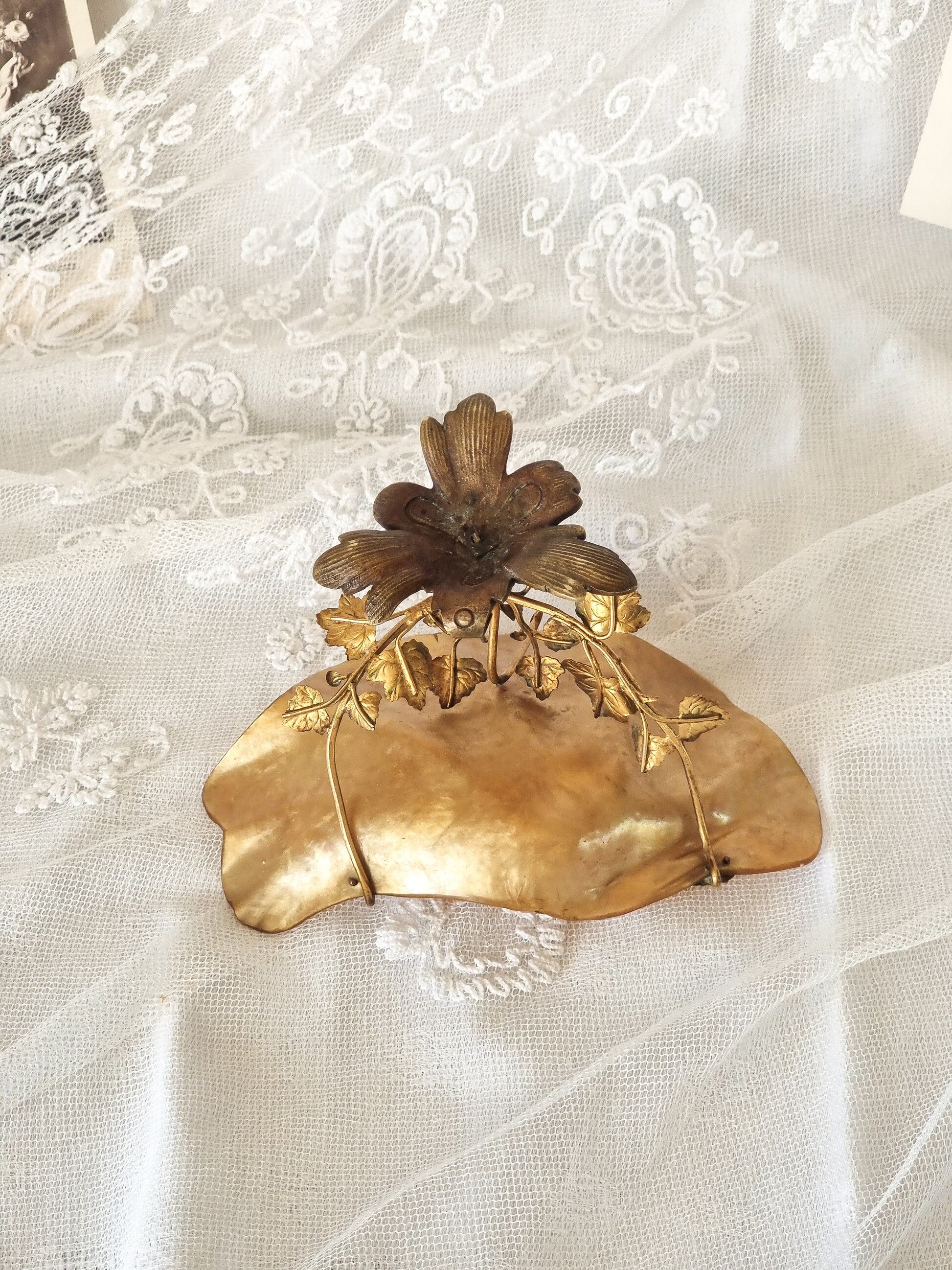 Vide-poche art nouveau