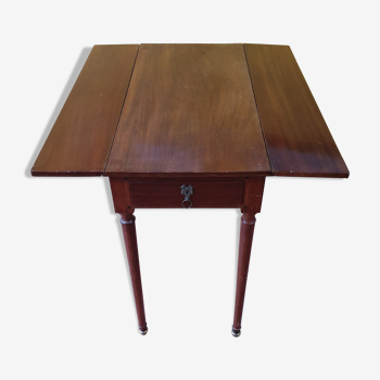 Table ancienne à volets en bois