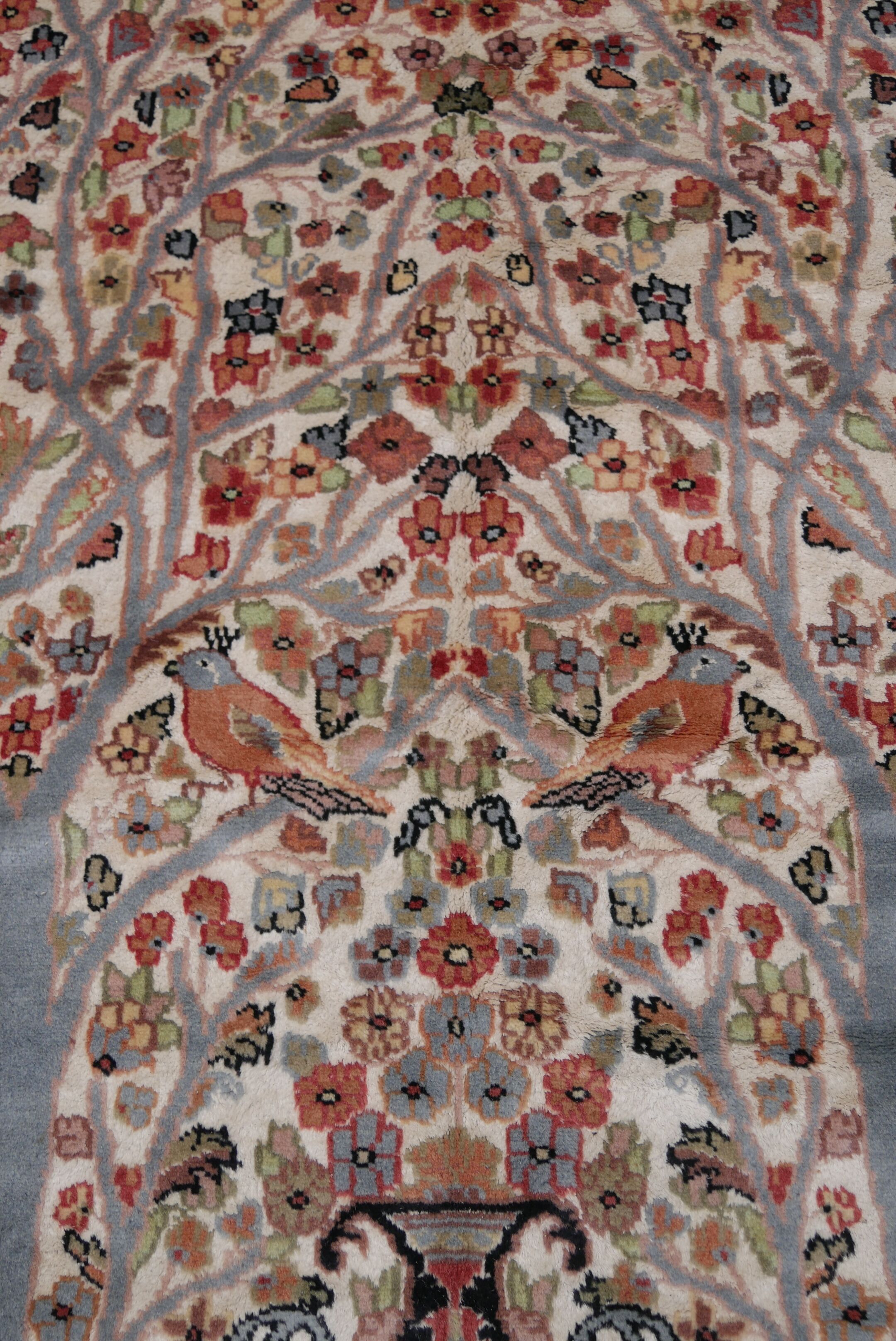 Pakistan Handmade Oriental Carpet 2.72 x 1.88 m