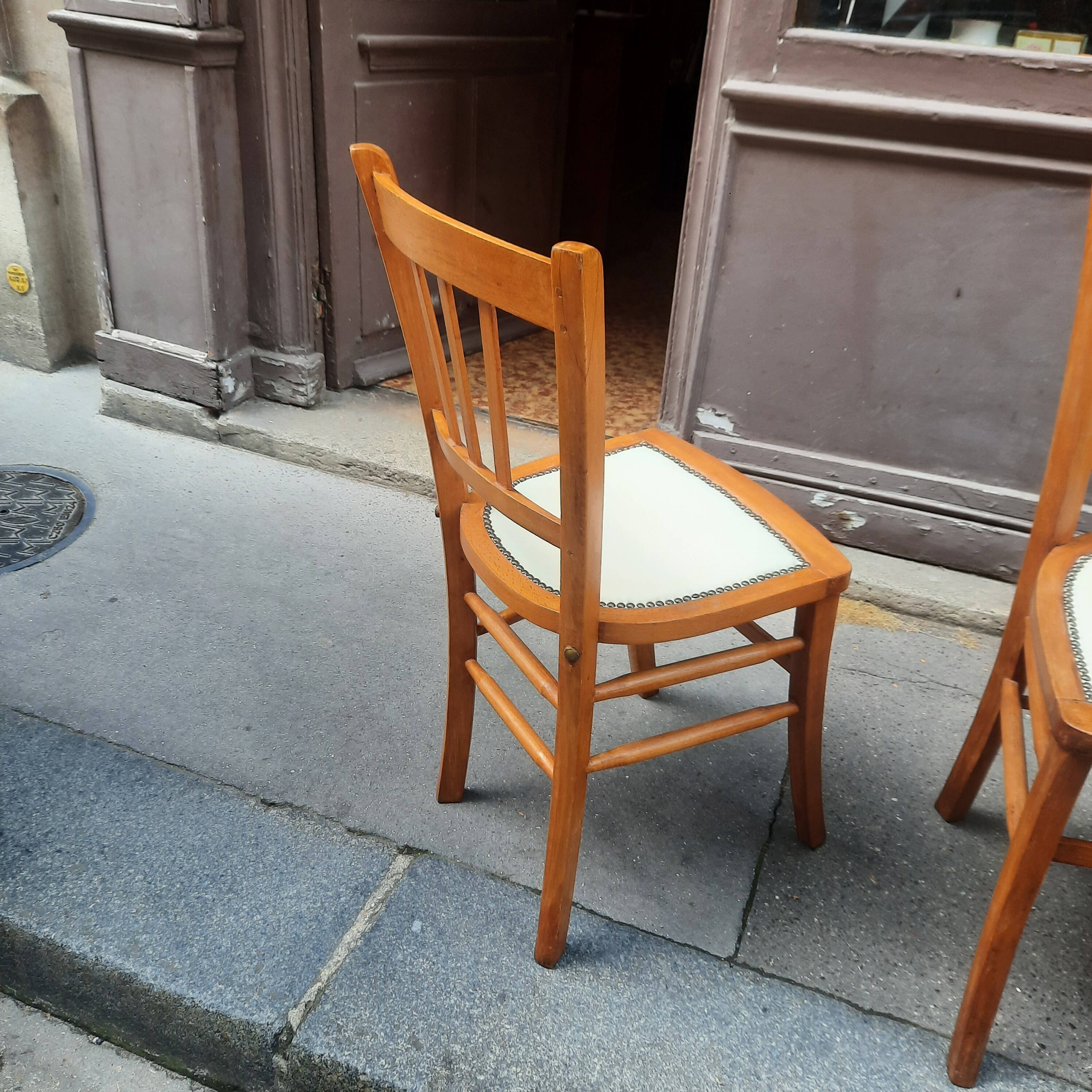 Set of 6 bistro chairs