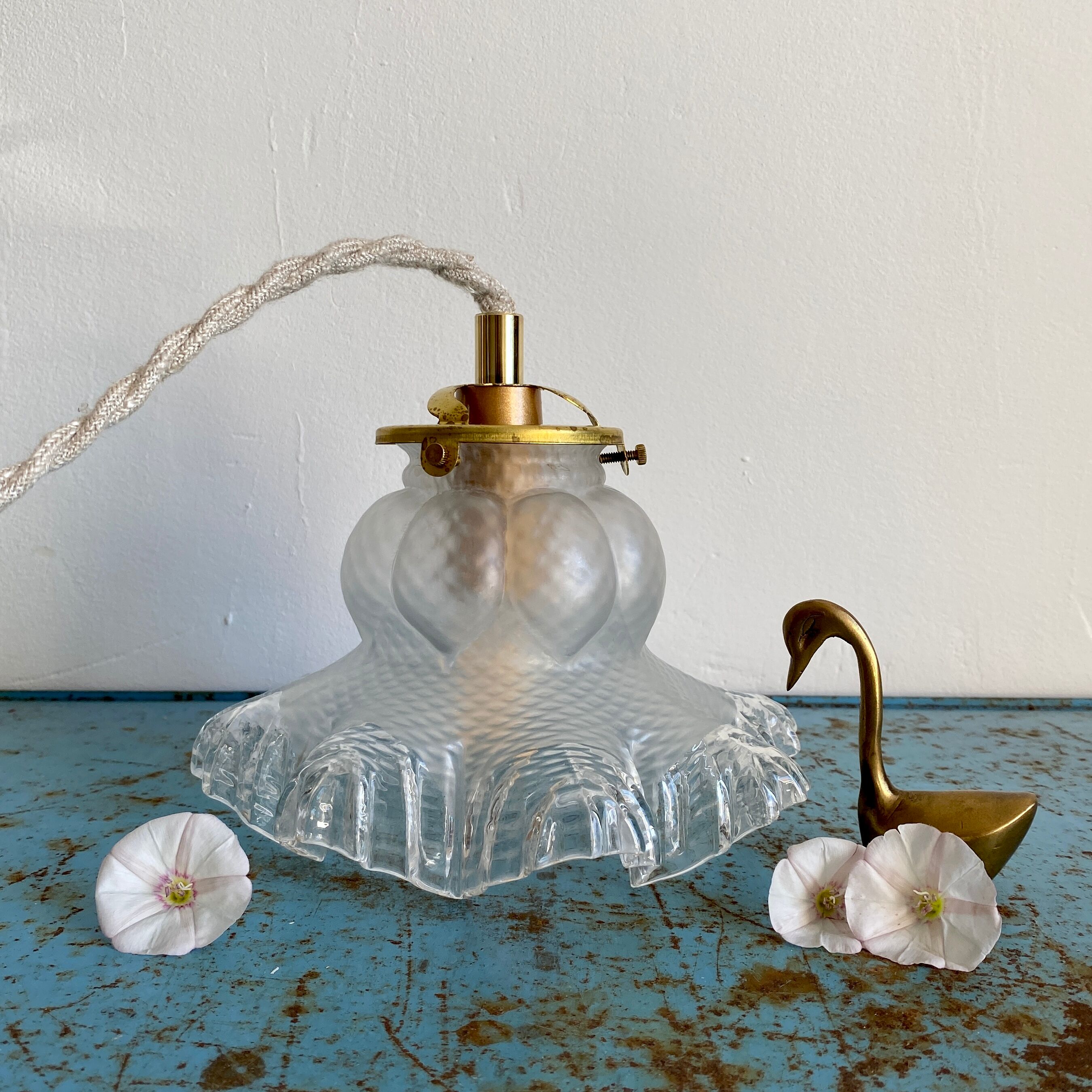 Vintage tulip stroller in transparent and frosted glass