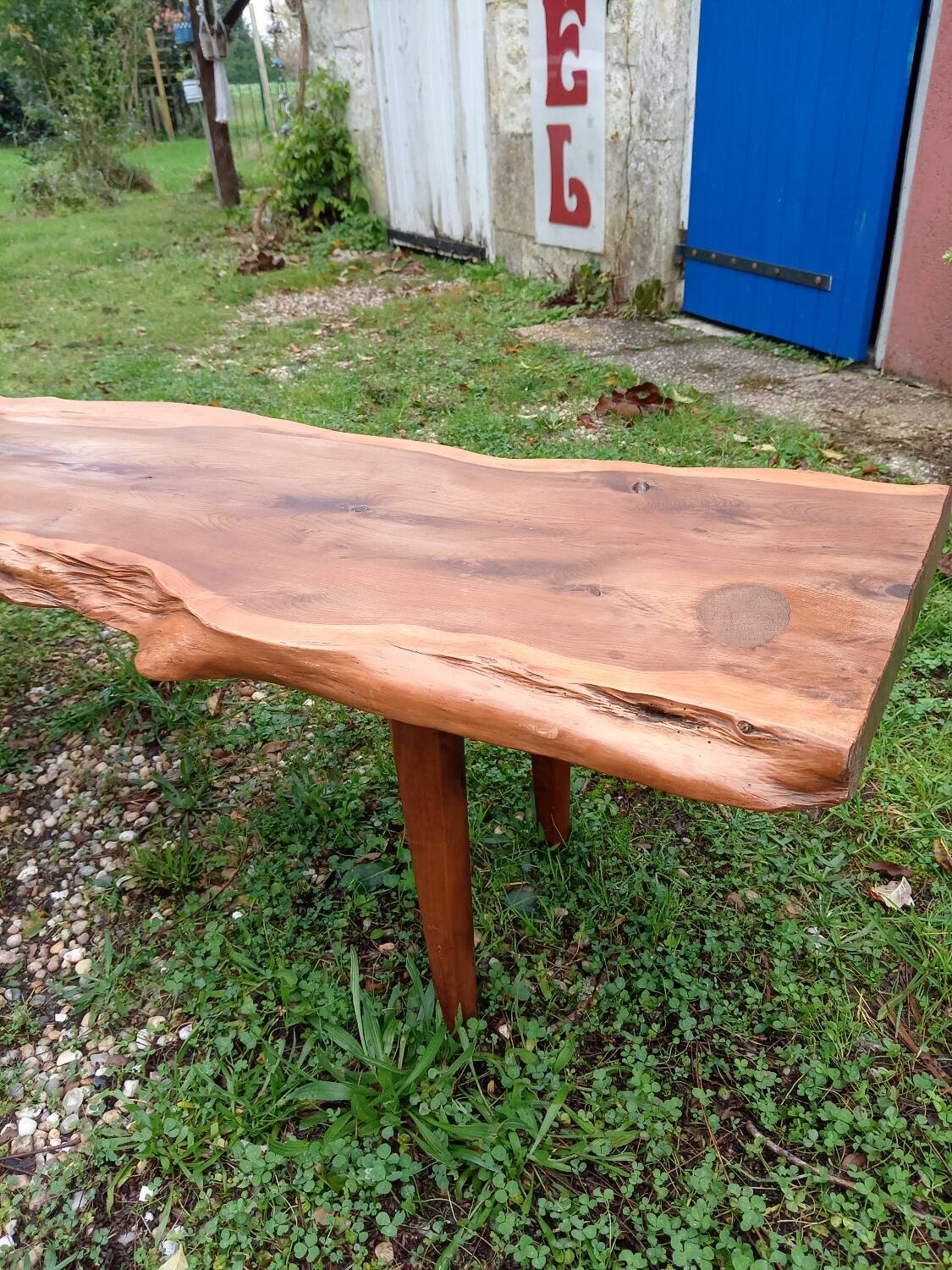 Reynolds of Ludlow coffee table