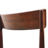 Suite de 4 chaises scandinaves en teck modèle 39