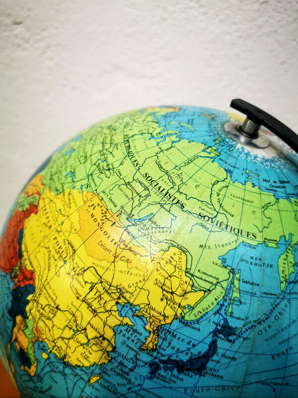 Earth globe tripod Taride glass 1966