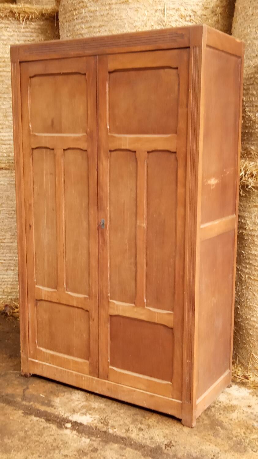 Wardrobe, Parisian wardrobe