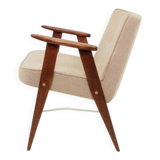 Mid-century modern armchair in camel wool with oak wood.