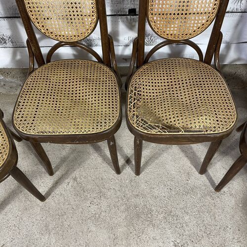 Série de 4 chaises bistrot cannées