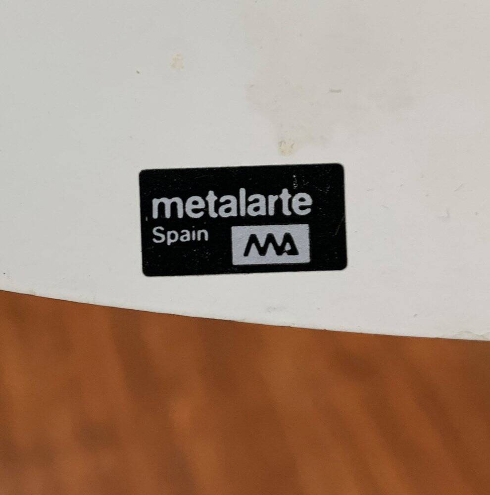 Postmodern vintage pendant lamp with counterweight by Metalarte, 1980s.