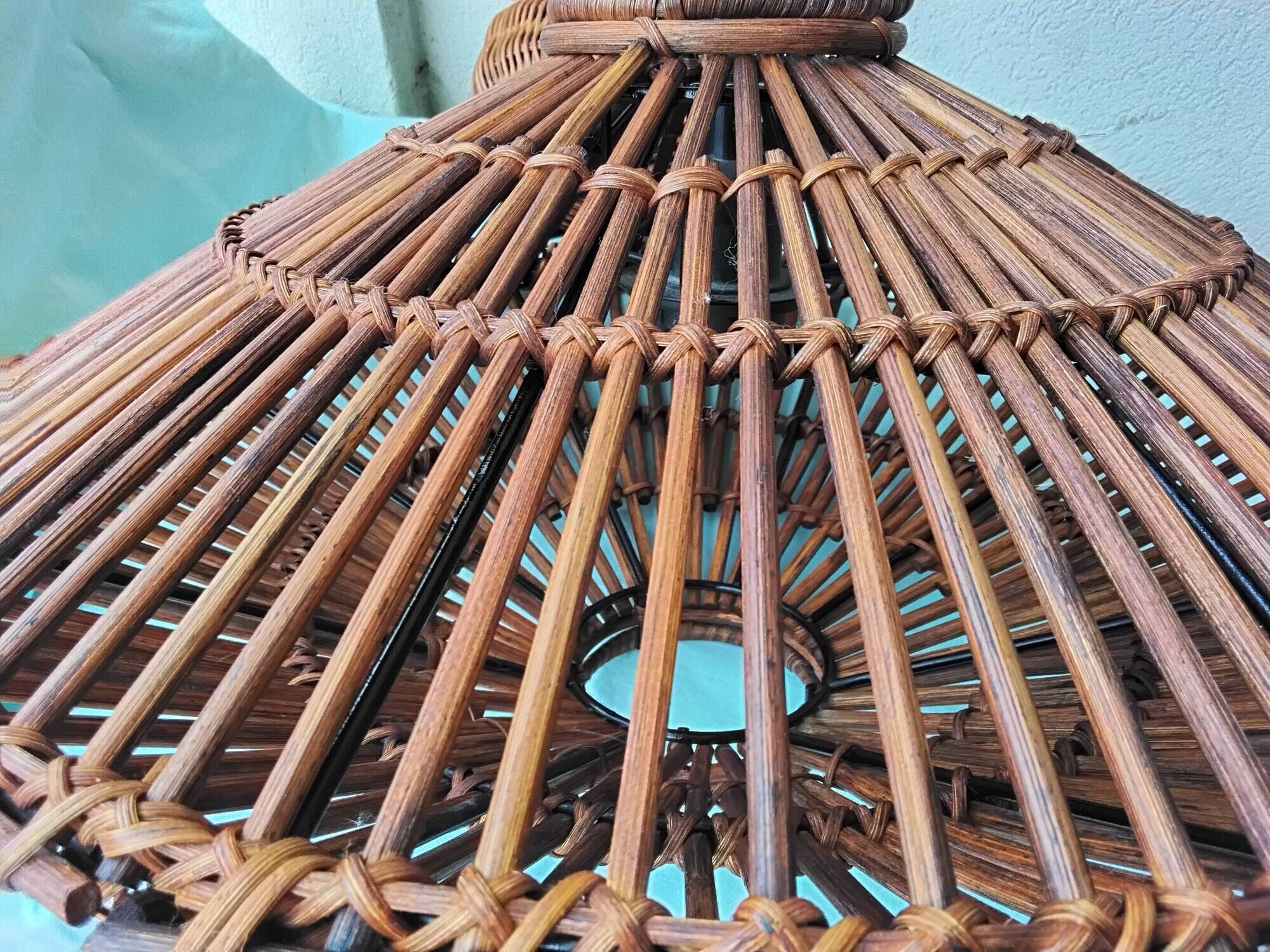 Rattan suspension