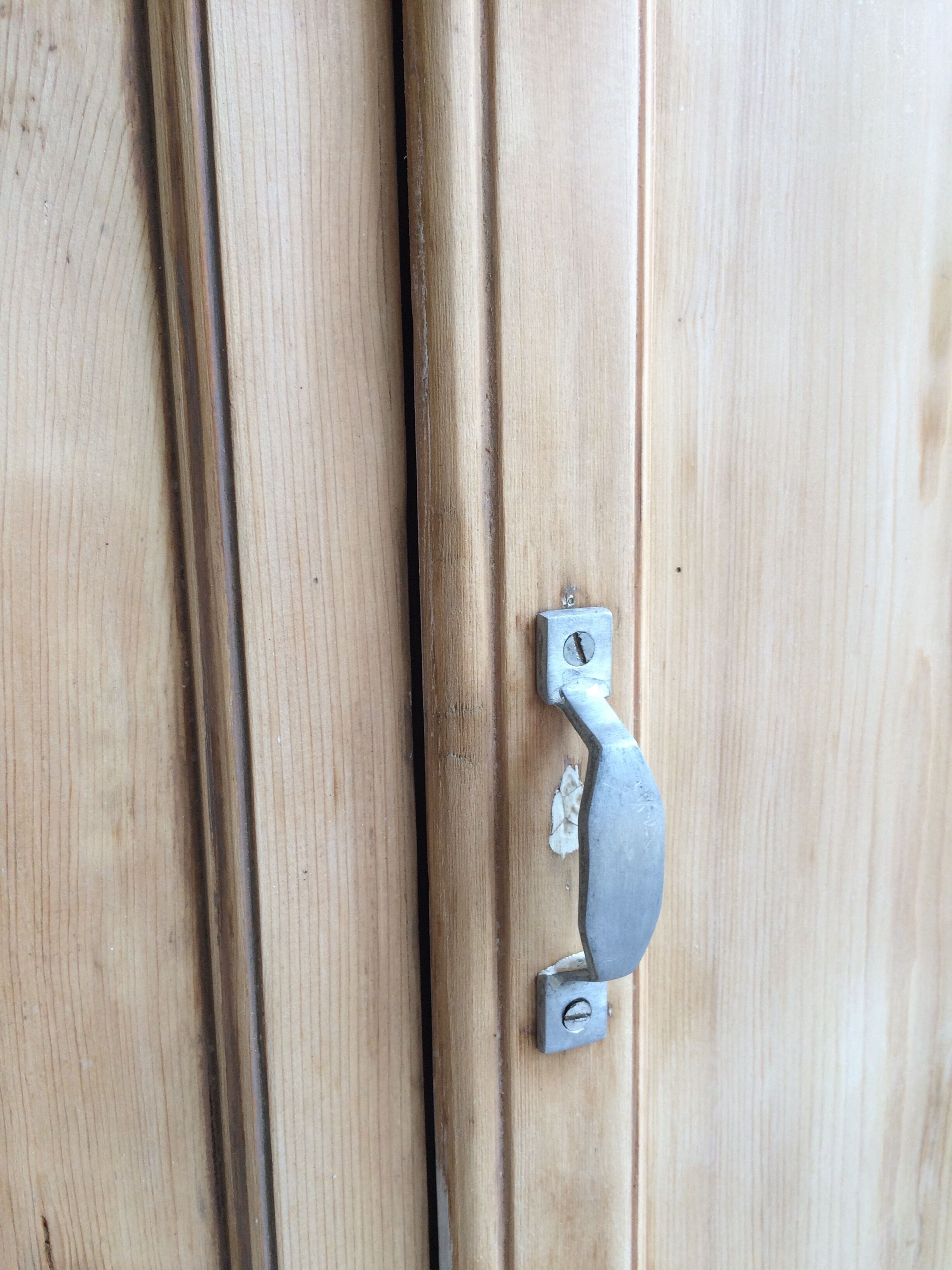 Parisian buffet wood raw