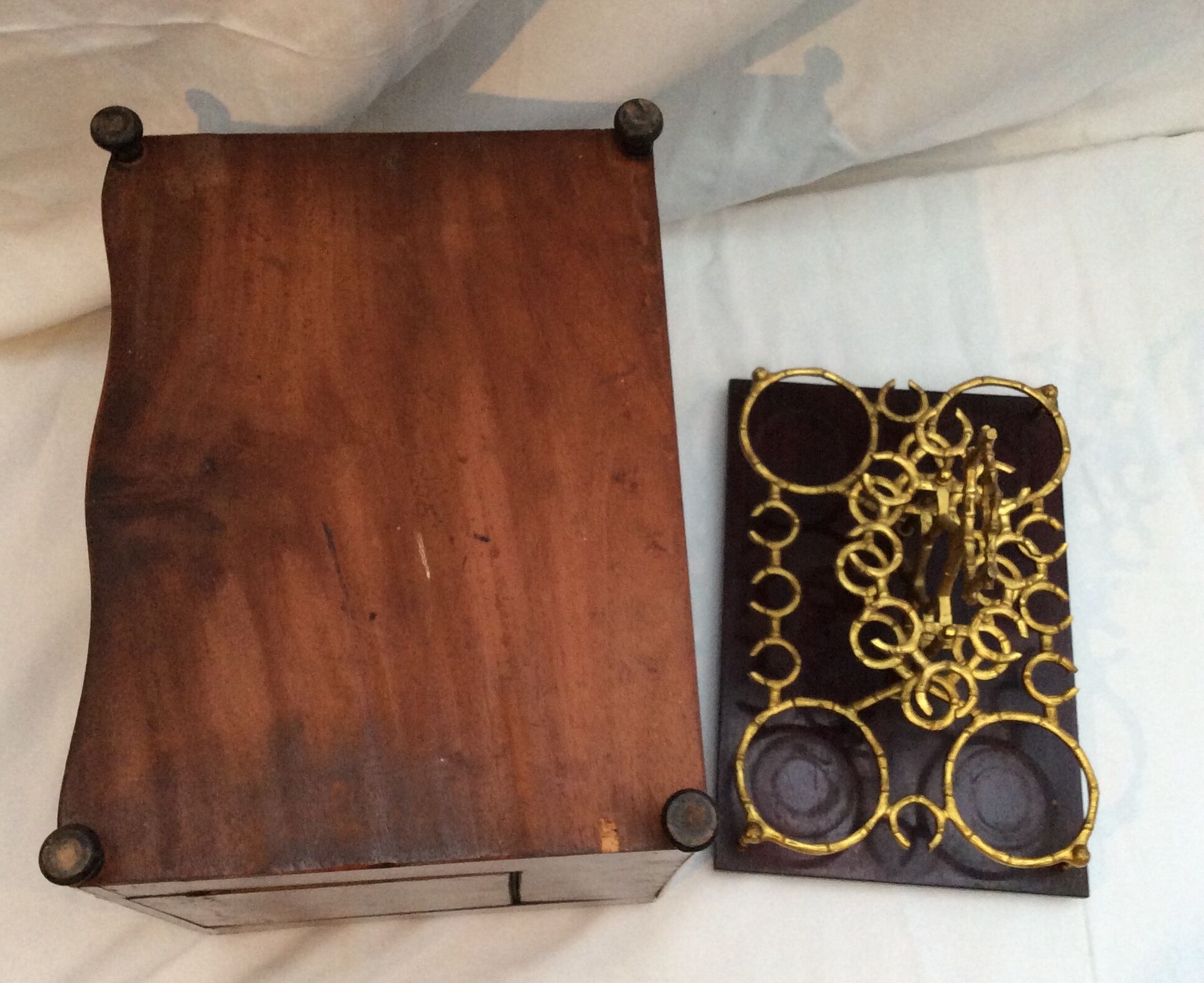 Old liquor cellar box with empty servant removable tray XlXeme H-27cm-L-32.5 cm-Pr-24cm-