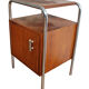 Table de chevet moderniste par Mucke Melder