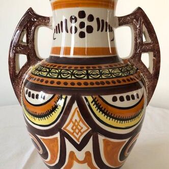 Vase with 2 handles in decorated earthenware signed Henriot Quimper