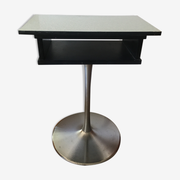 Side table - tulip foot desk