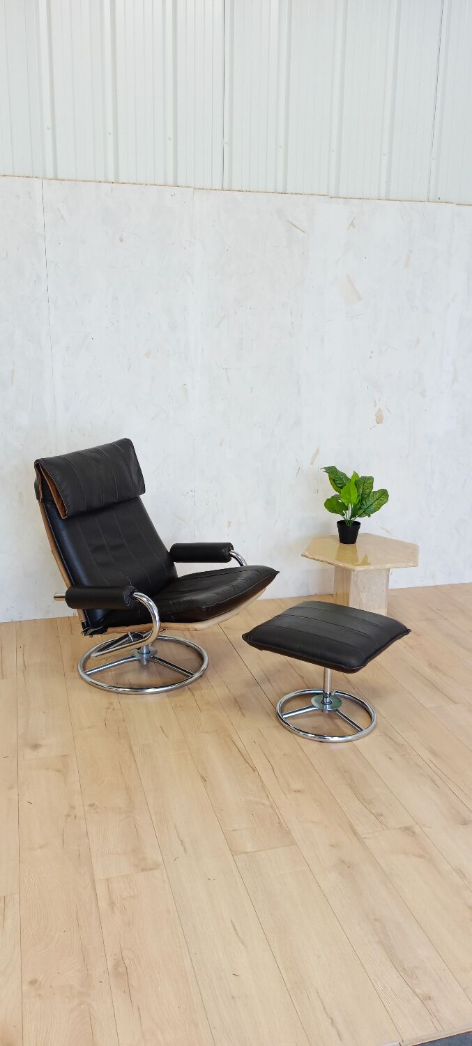 Leather ottoman chair