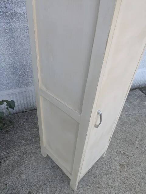 Small wardrobe