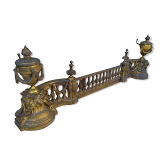 Chenets et barre de cheminée style Louis XVI bronze doré