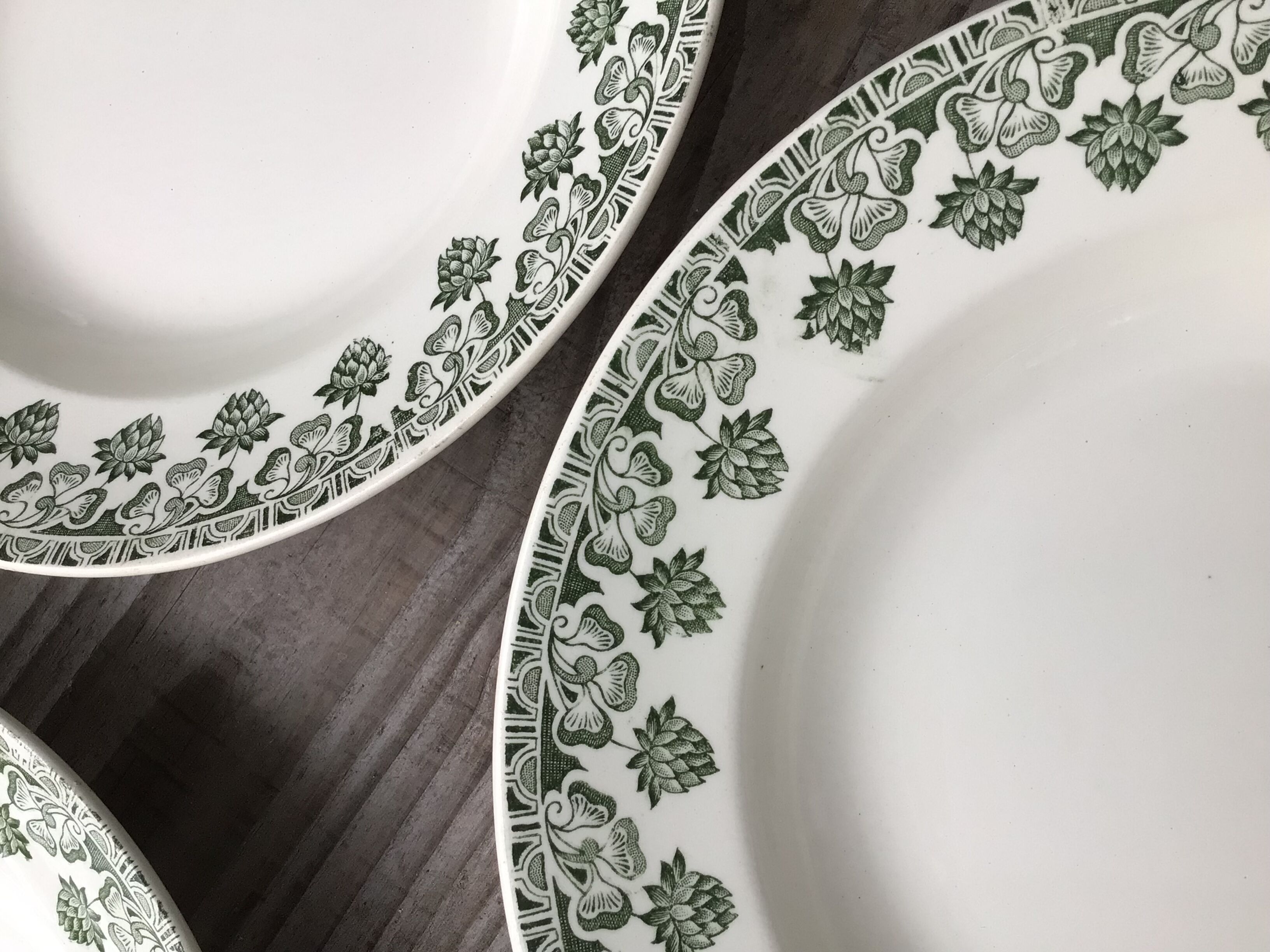 4 assiettes creuses Terre de Fer Badonviller trèfle kaki