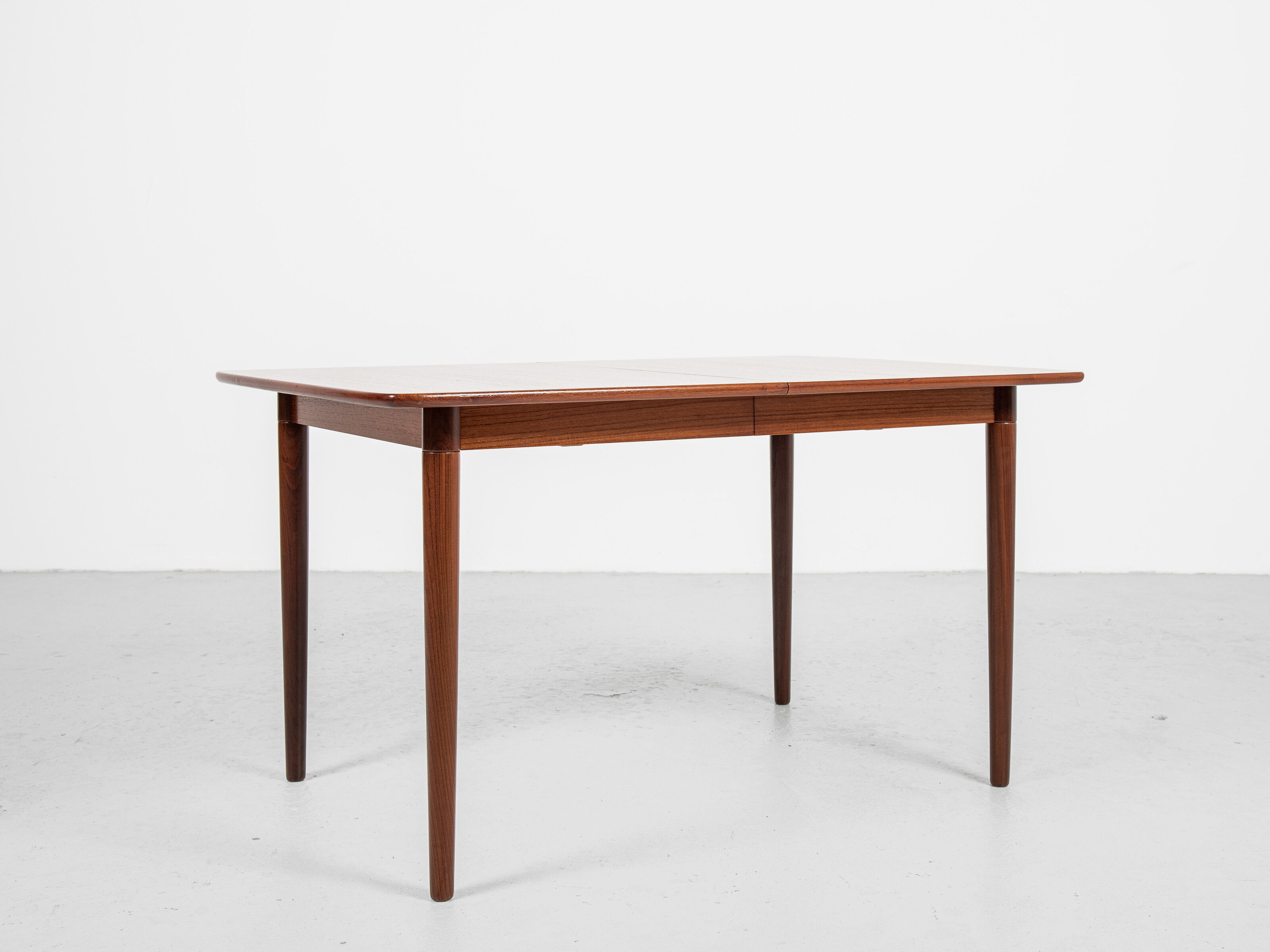Midcentury extendable dining table in teak by Alf Aarseth for Gustav Bahus 1960s