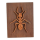 Plaque décorative en bois avec motif d'insecte