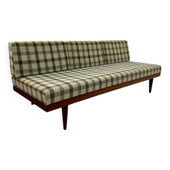 Old Scandinavian Daybed sofa "Svane", Haldor Vik and Ingmar Relling by Ekornes Scandinavian design Norway 1960