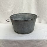 Old zinc basin not pierced