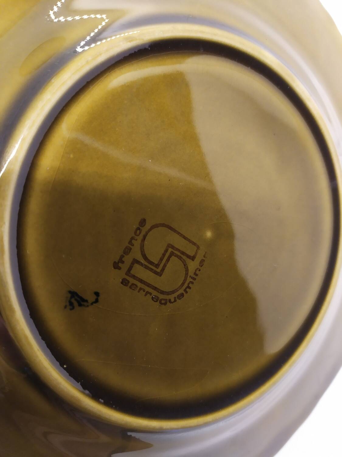 Slush decorative plate