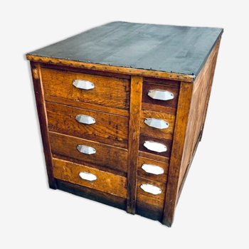 Drawer cabinet