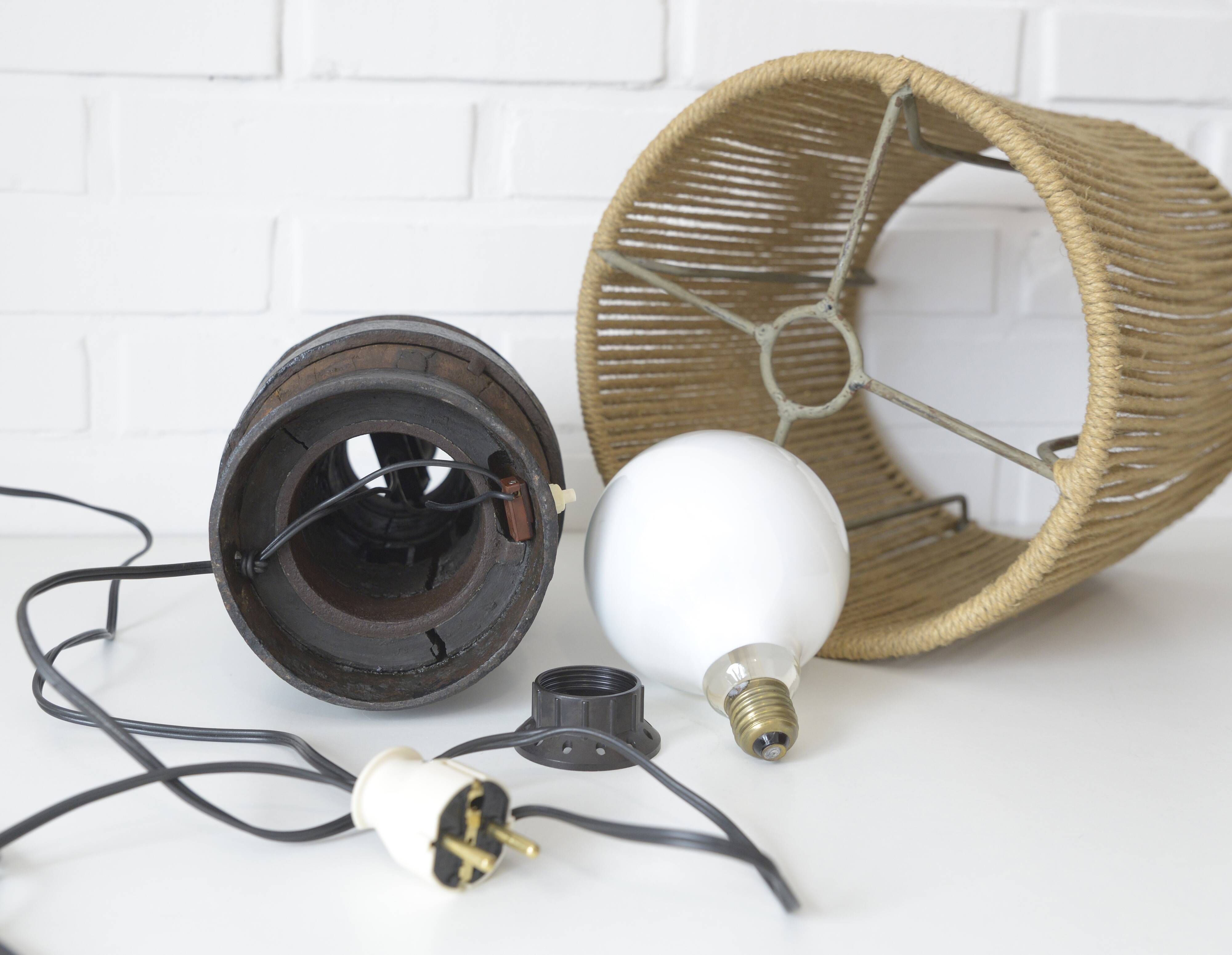 Vintage Floor Lamp Rustic Handmade Farmhouse Wood Wagon Wheel Light