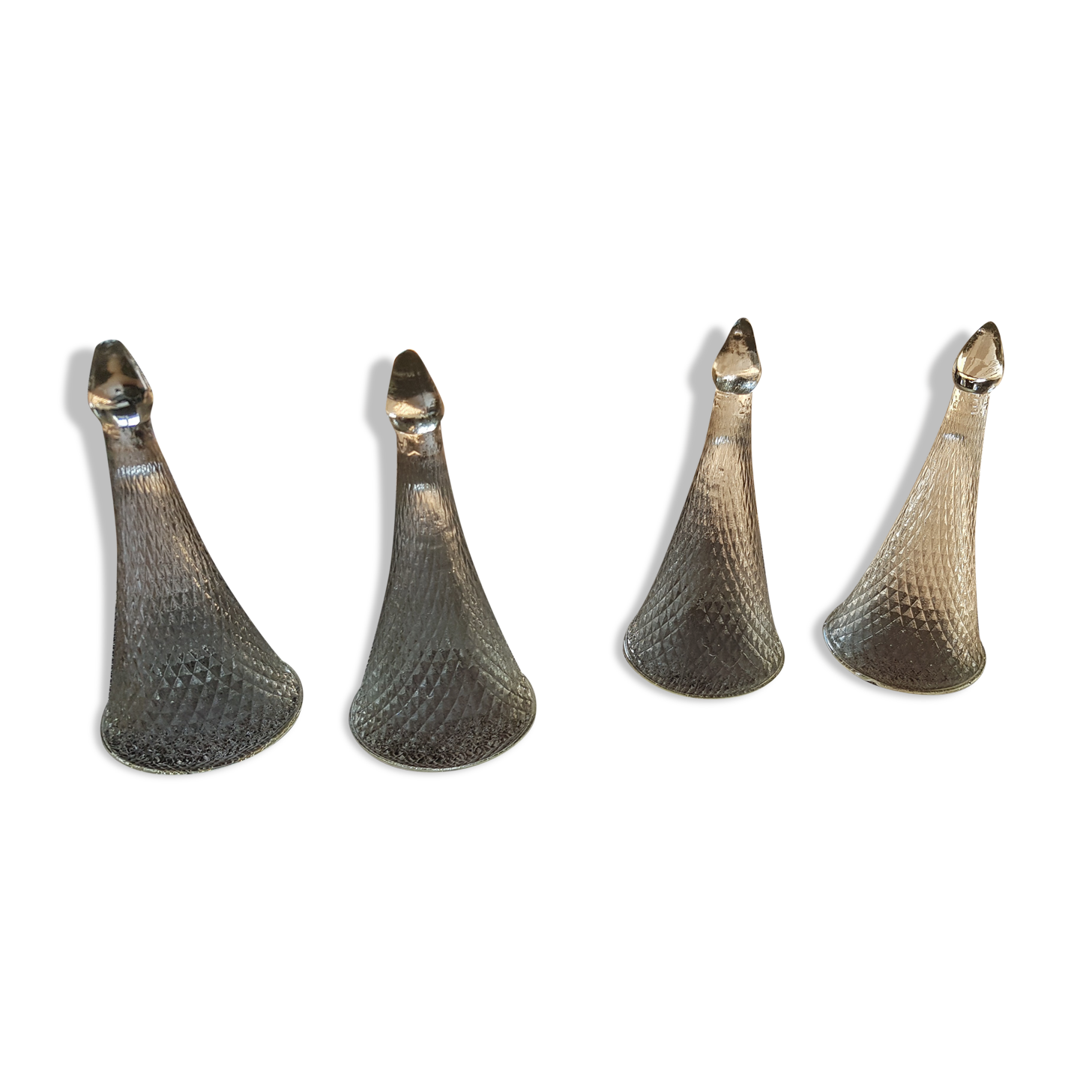 Flutes without feet "pomponettes"