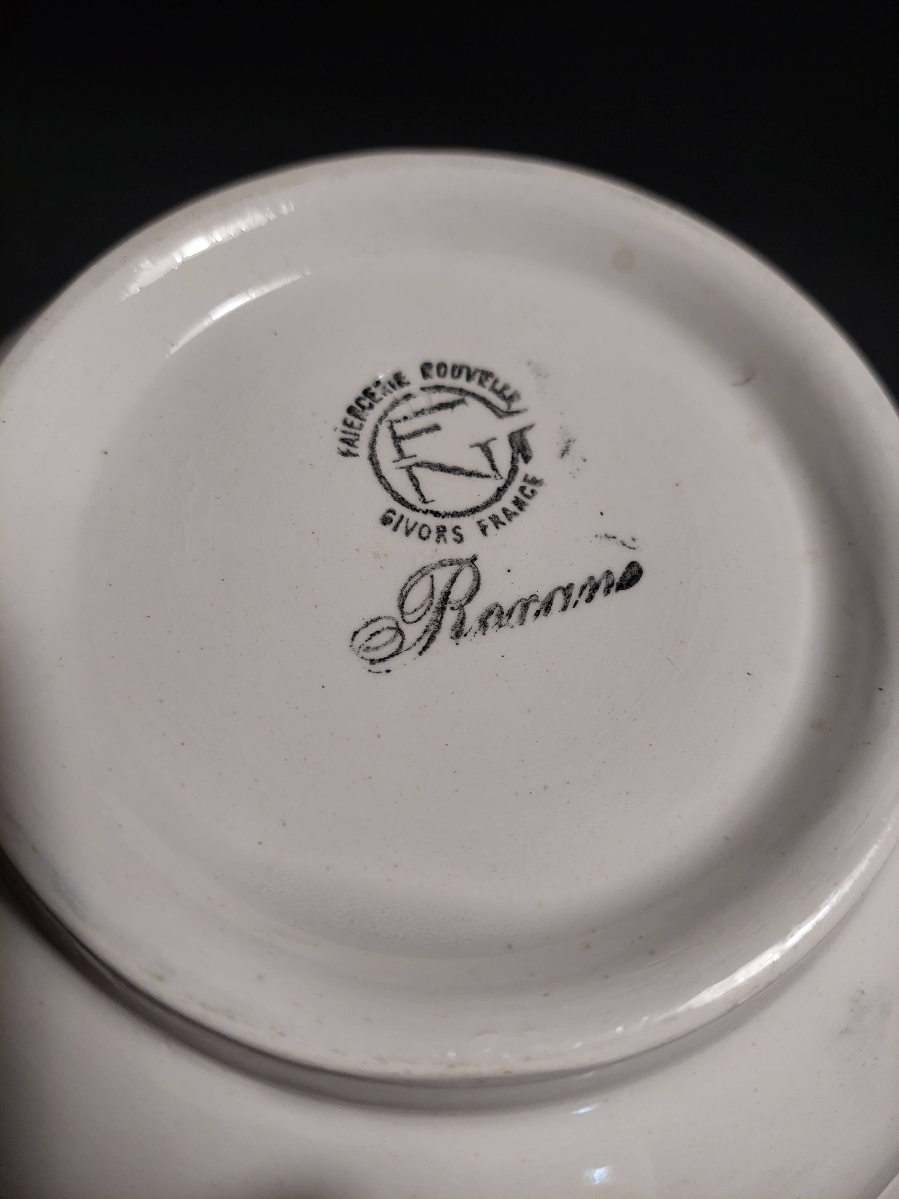 Salad bowl in earthenware, new earthenware factory Givors, Roxanne art deco decor