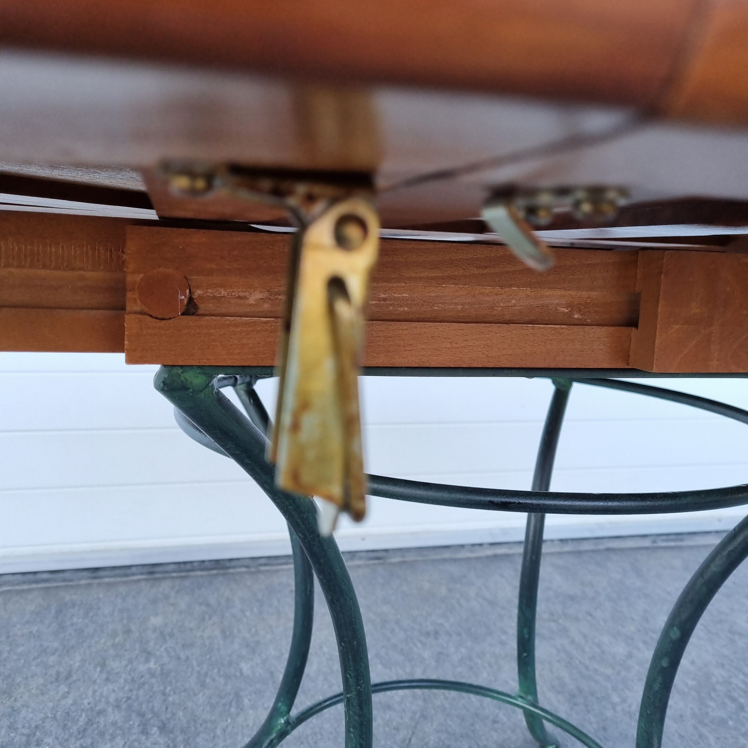 Set of 1 Table and 4 Chairs wrought iron 80s