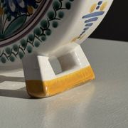 Vintage flat plate in white Modra earthenware, hand-painted.