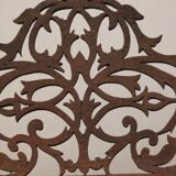 Wall cabinet to hang