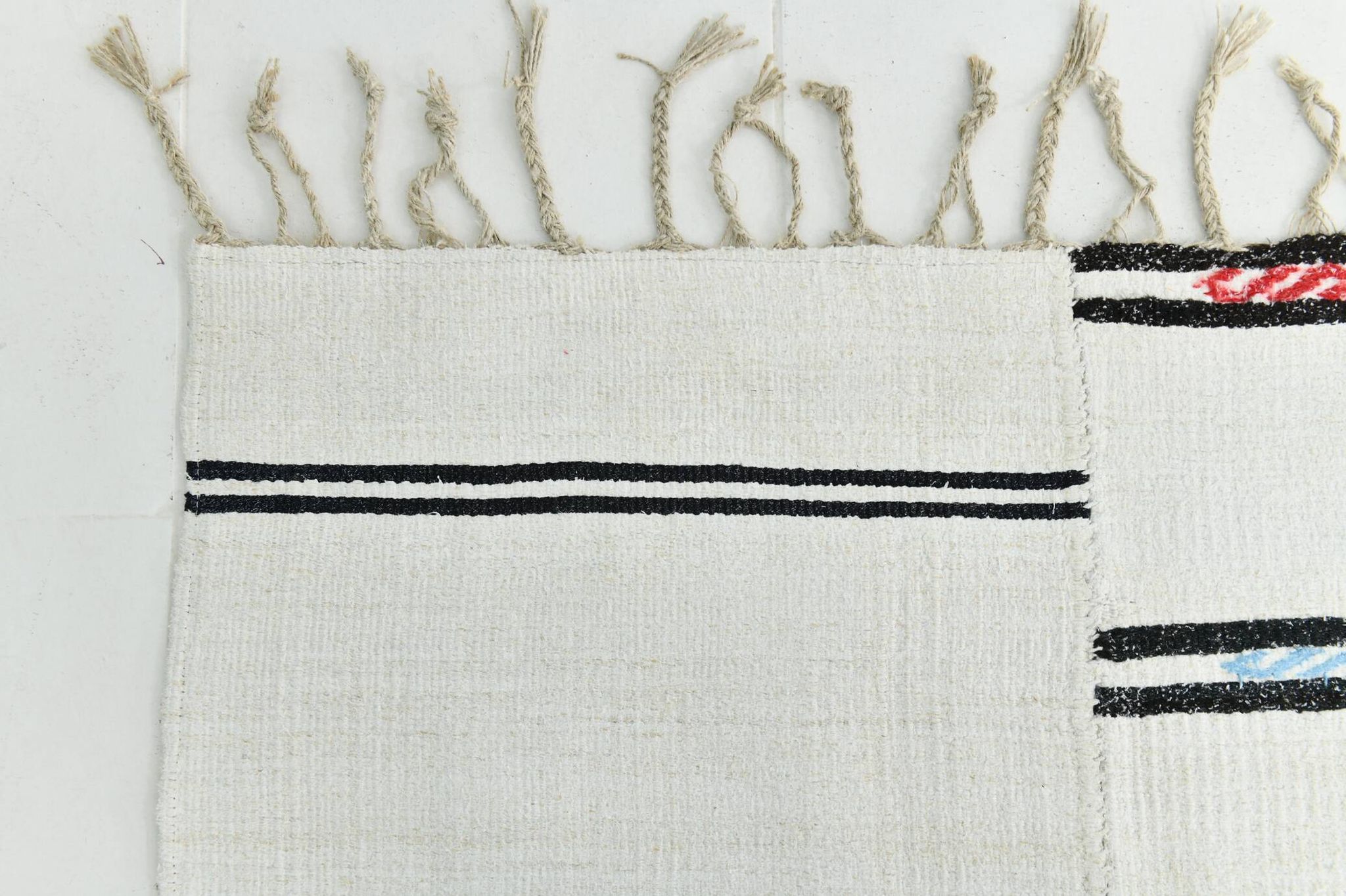Kilim Turc Vintage Ivoire et Noir, Rayé, Déco Salon Bohème, 176X258Cm