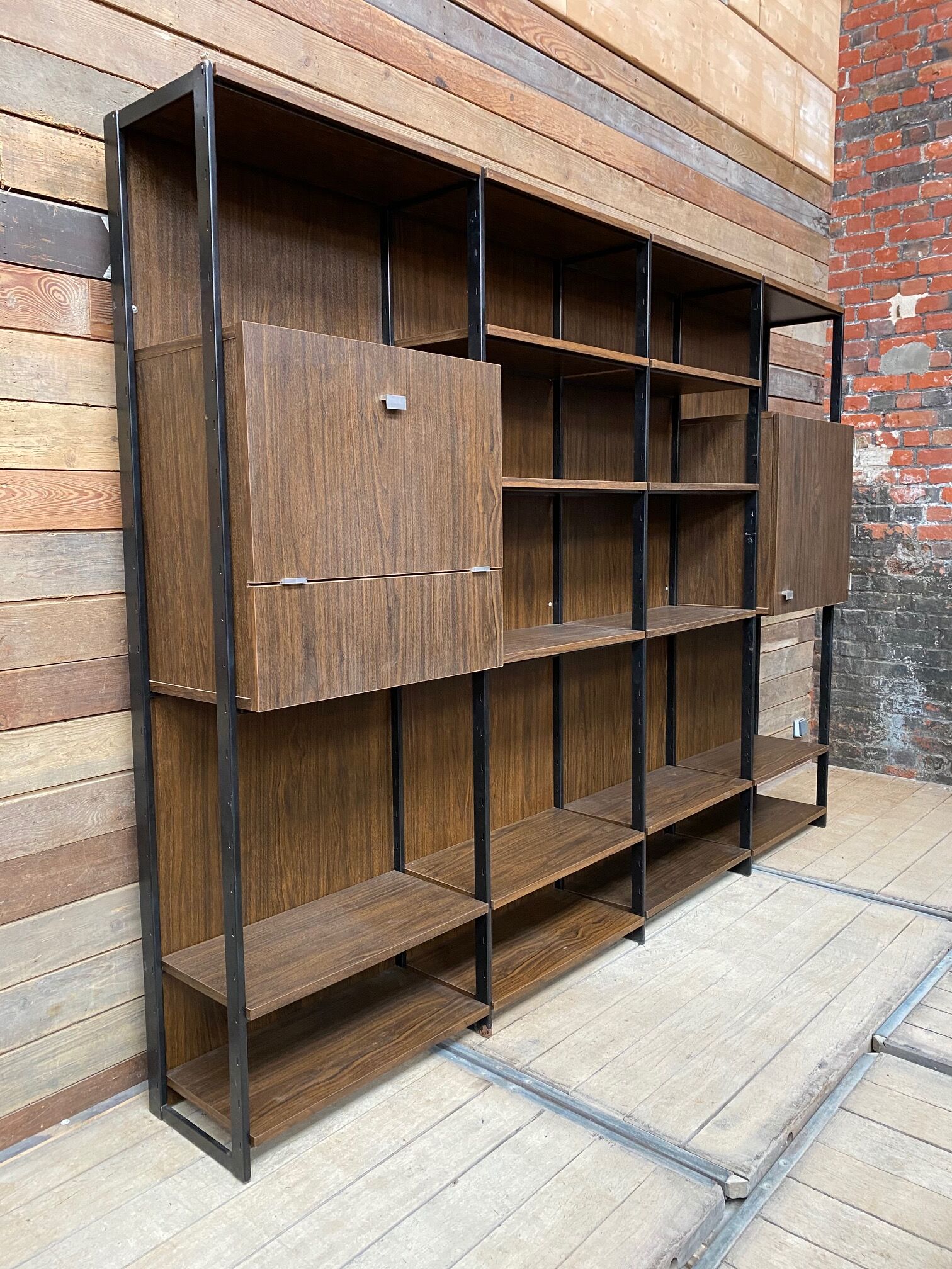 Meuble modulable Pierre Guariche pour « Meurop »