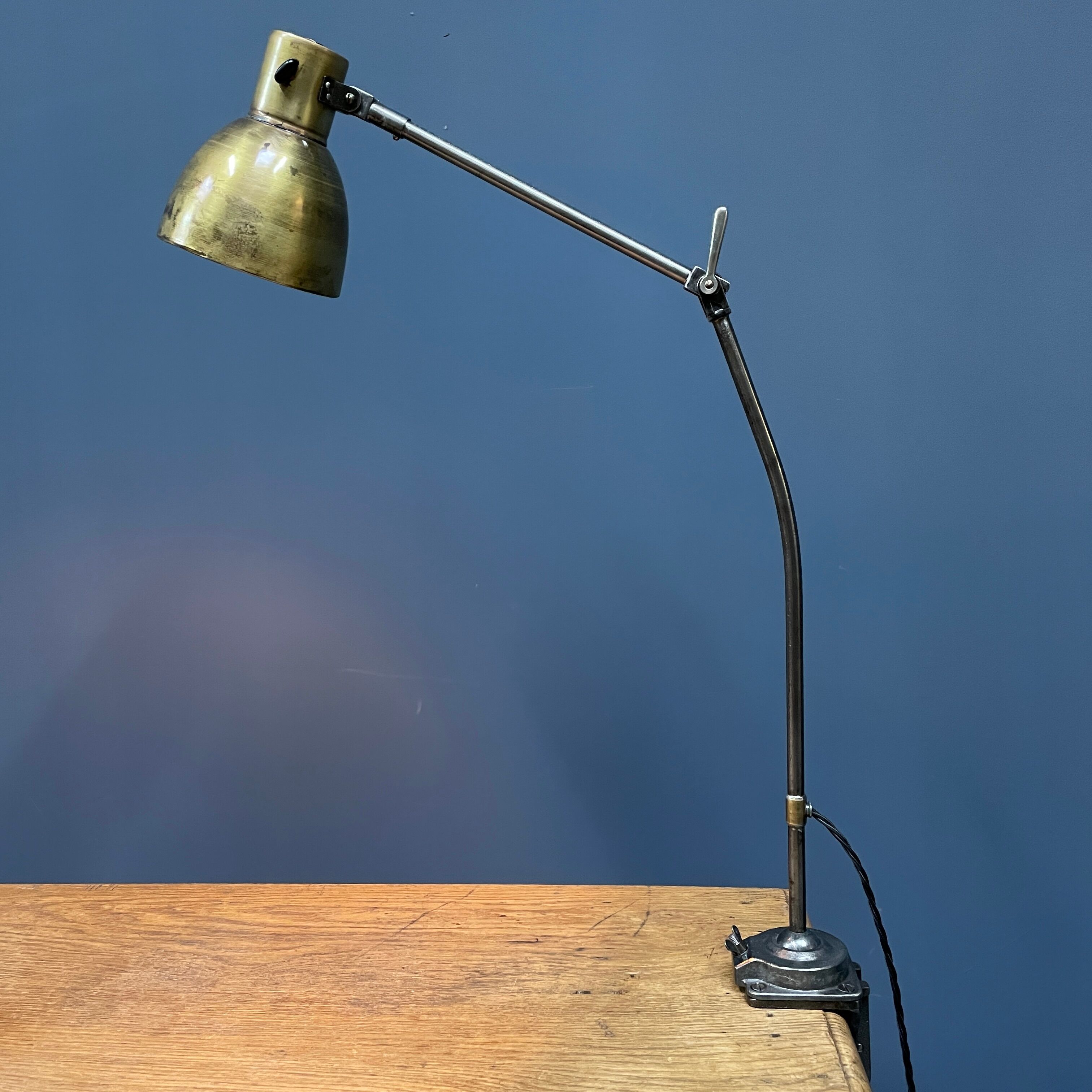 Industria rotterdam clamp lamp with brass shade