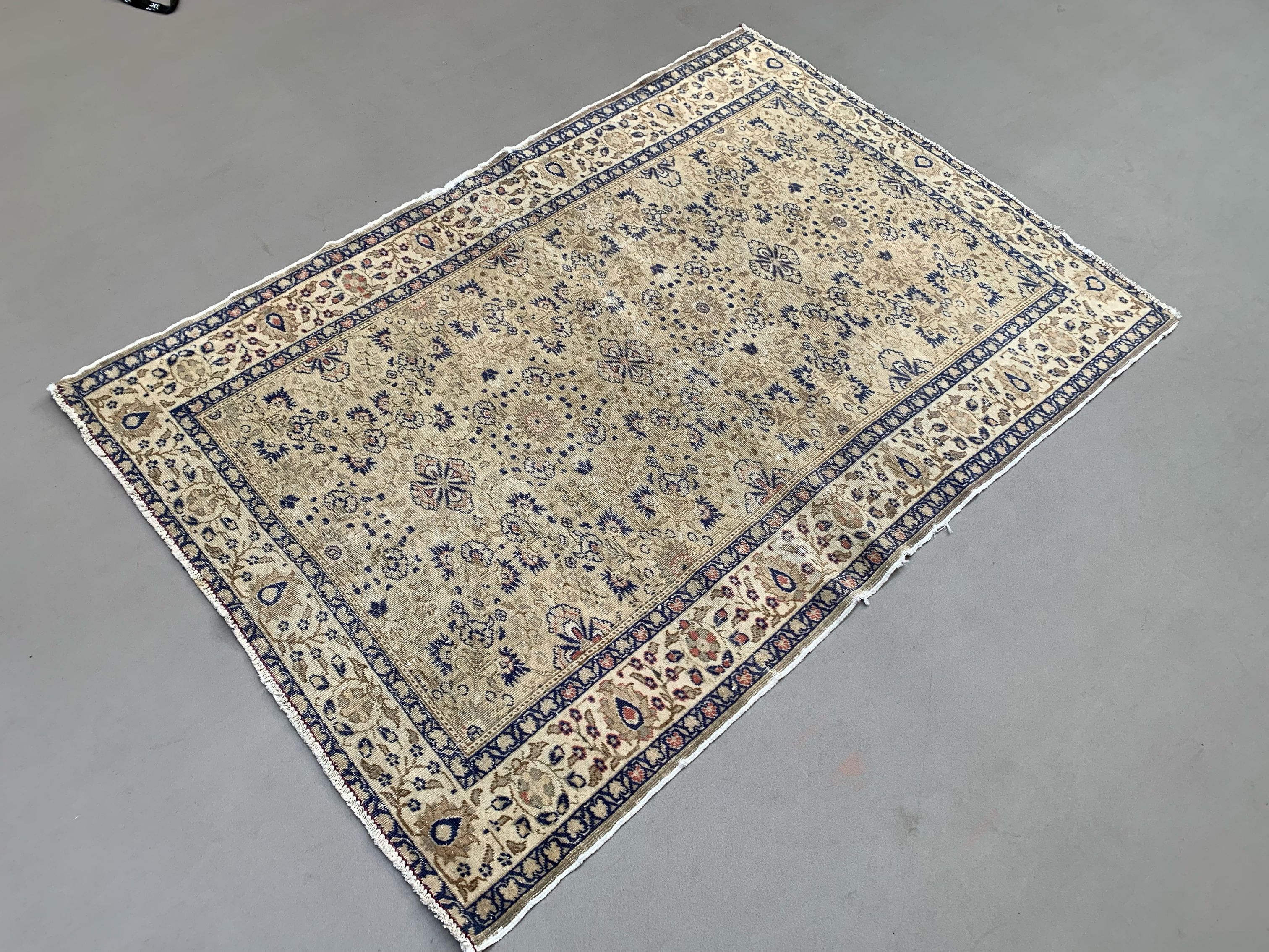 Turkish rug 170x115 cm