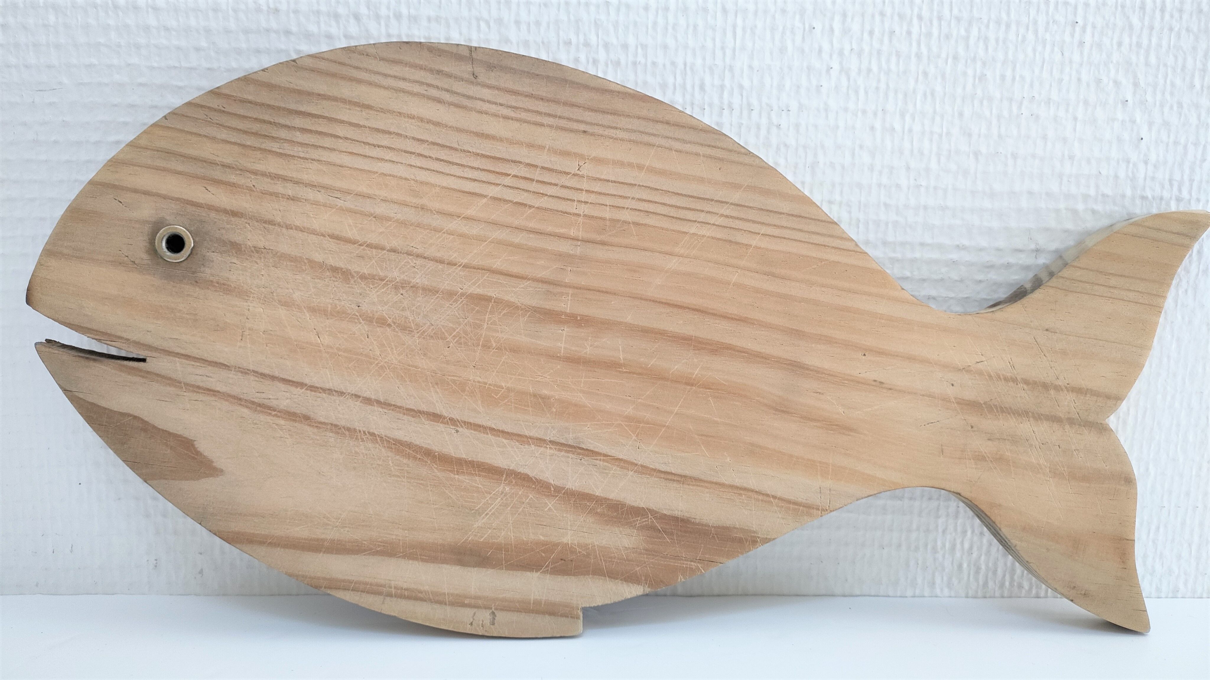 Deux planches à découper poisson cochon bois vintage