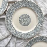 3 assiettes plates en terre de fer "Renaissance" Creil et Montereau