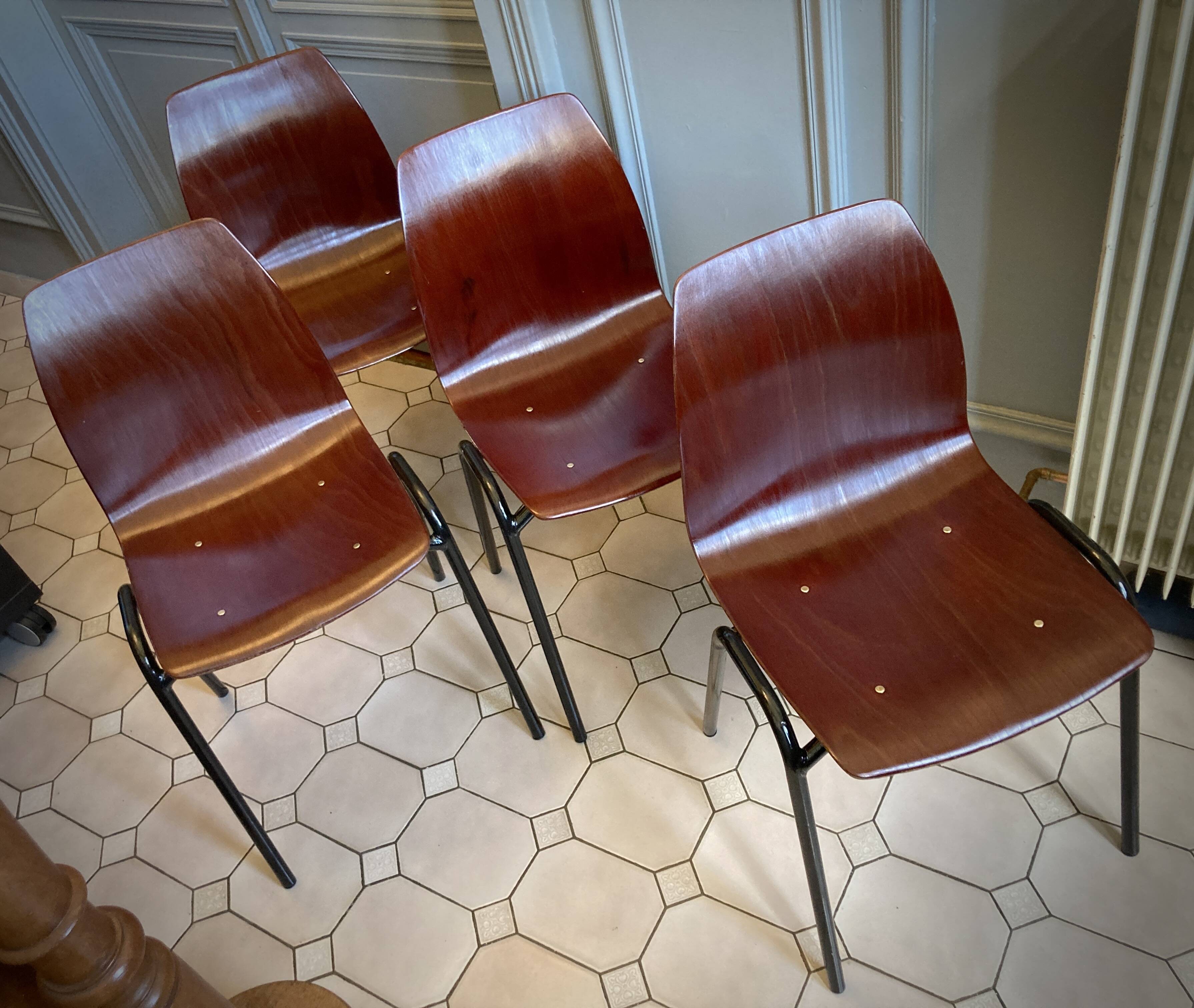 Set of 4 Pagholz Pagwood chairs 1960 – Restoration 2025