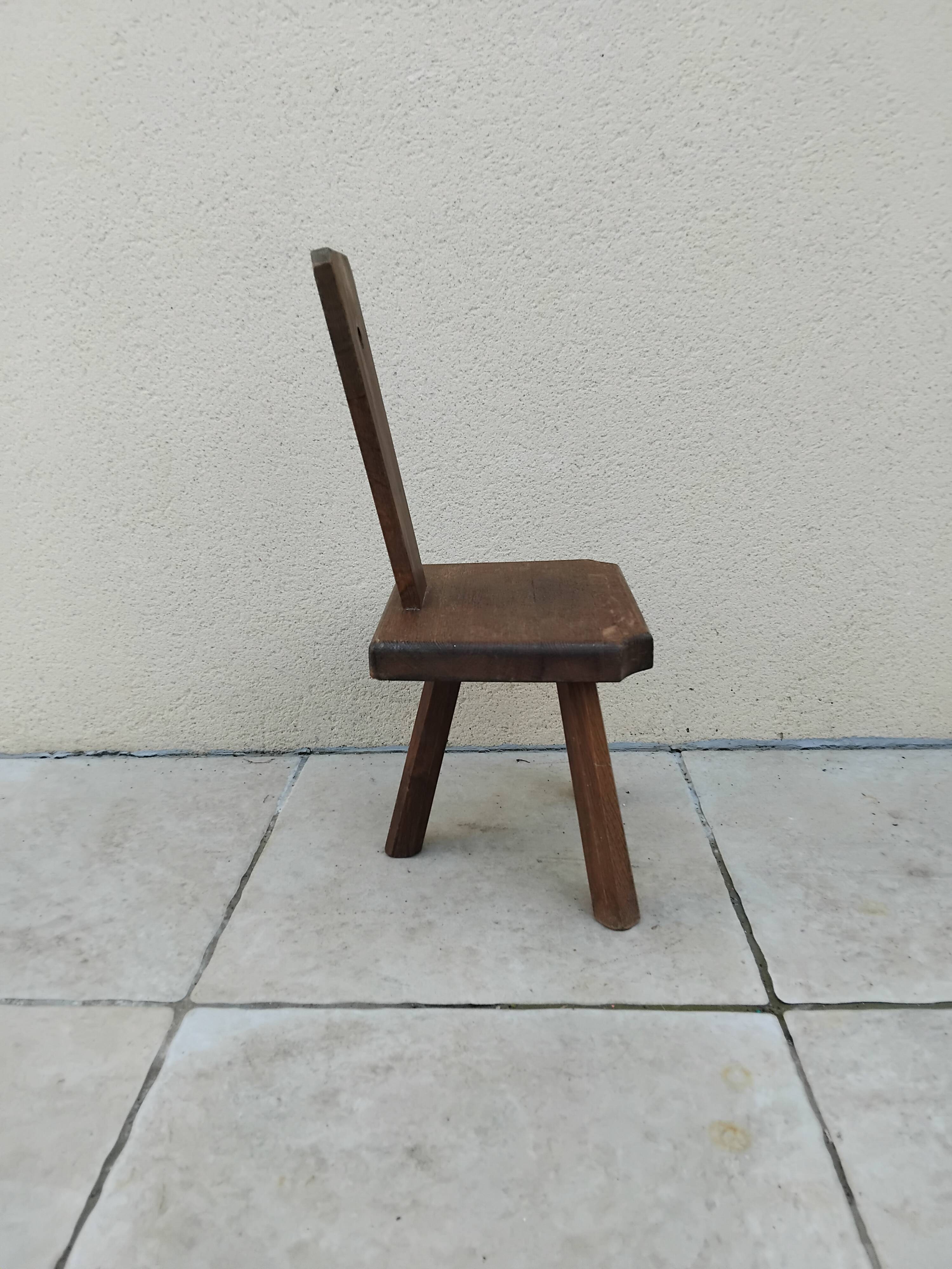 Vintage brutalist tripod children's chair from the 50s